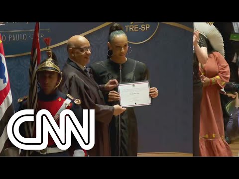 Governadores de 13 estados e do DF são diplomados | CNN PRIME TIME